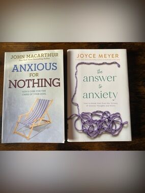2 Book Lot - Joyce Meyer & John MacArthur